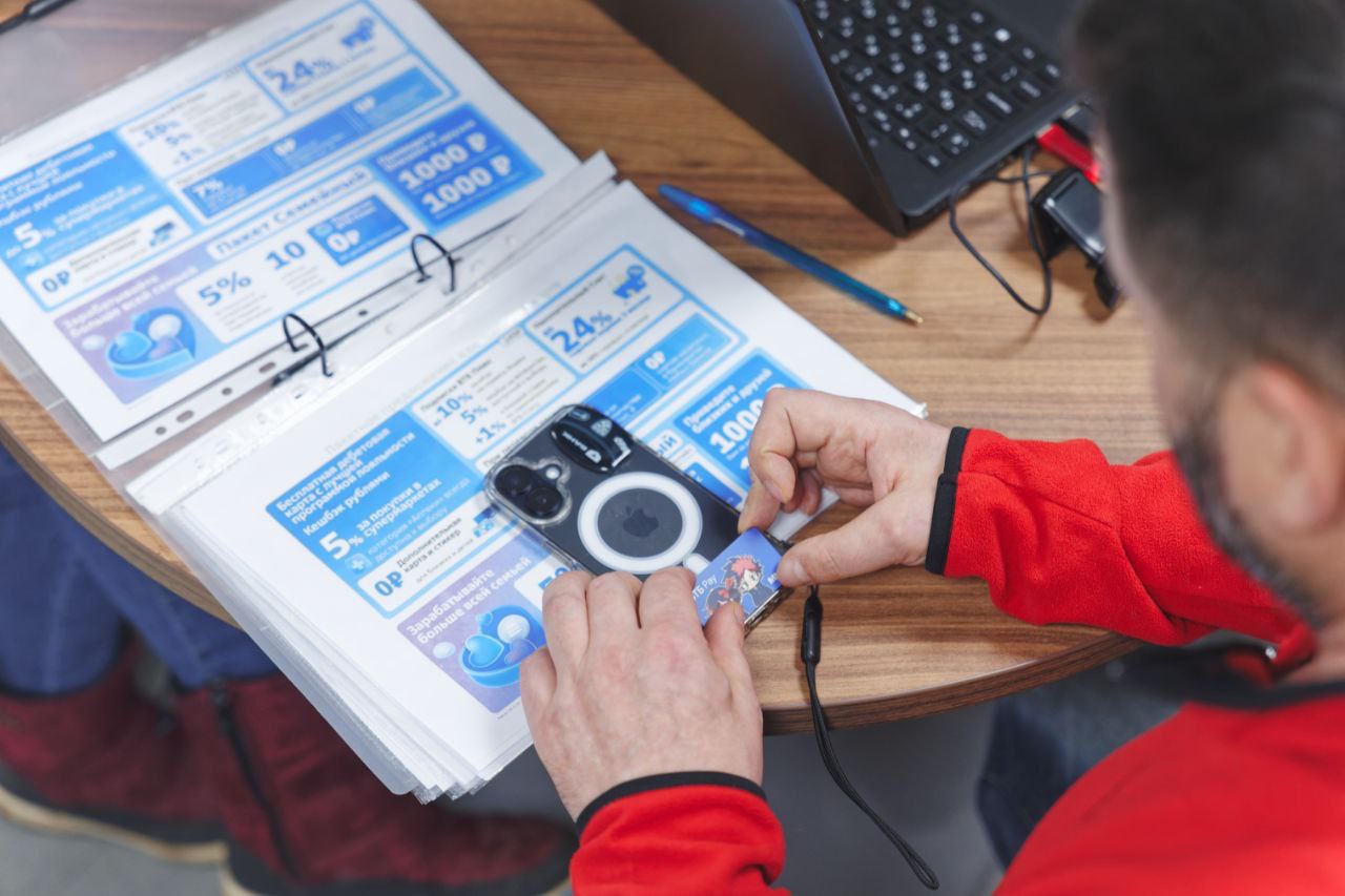 ВТБ: траты по платежным стикерам выросли в 3,5 раза