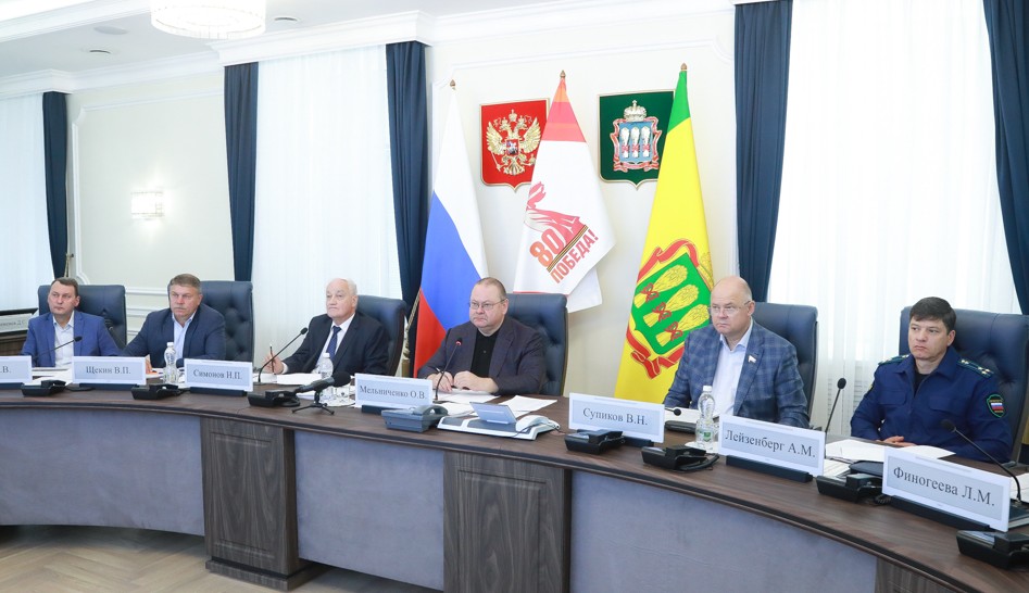 Более 7000 пензенских школьников получили помощь к 1 сентября