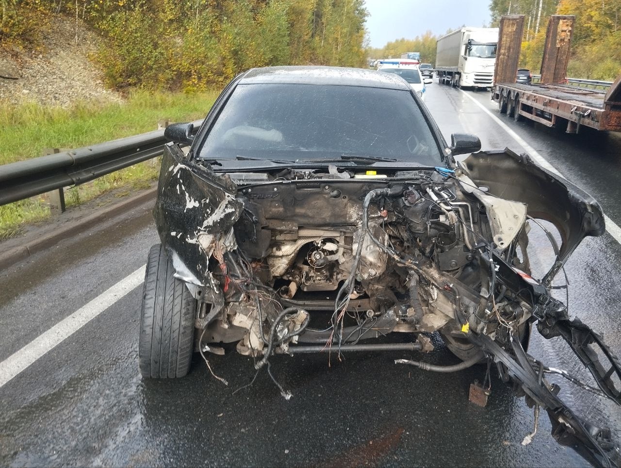 Появились фото с места жесткой аварии на трассе М5 в Городищенском районе