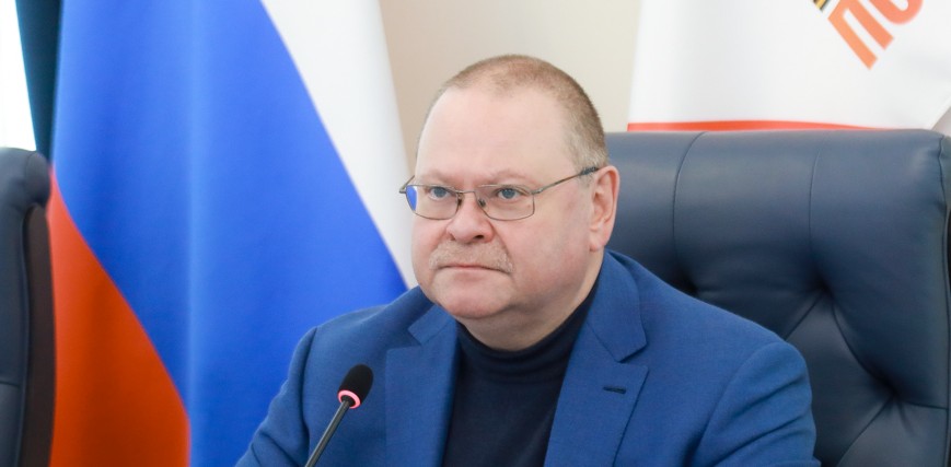 Олег Мельниченко: Поддержка семей — приоритет социальной политики