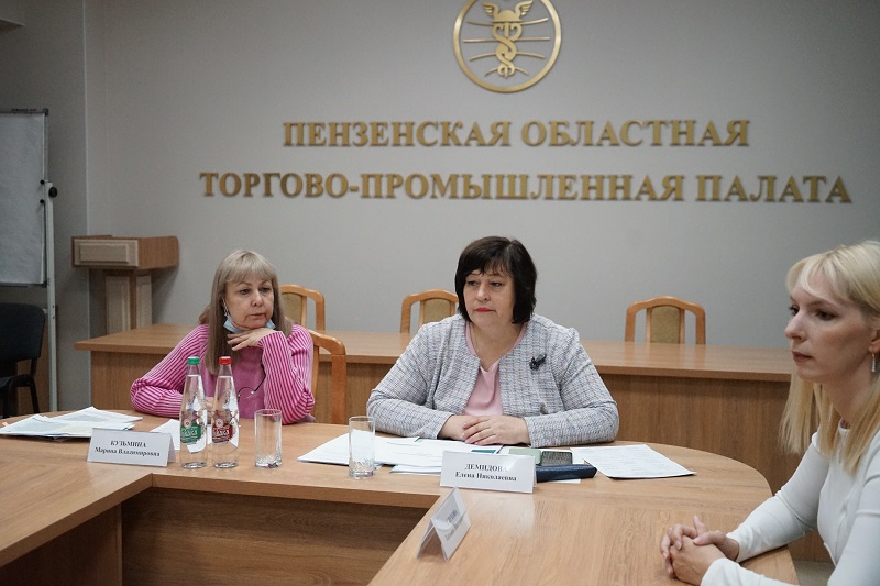 Елена Демидова провела круглый стол по изменениям в Законе о рекламе