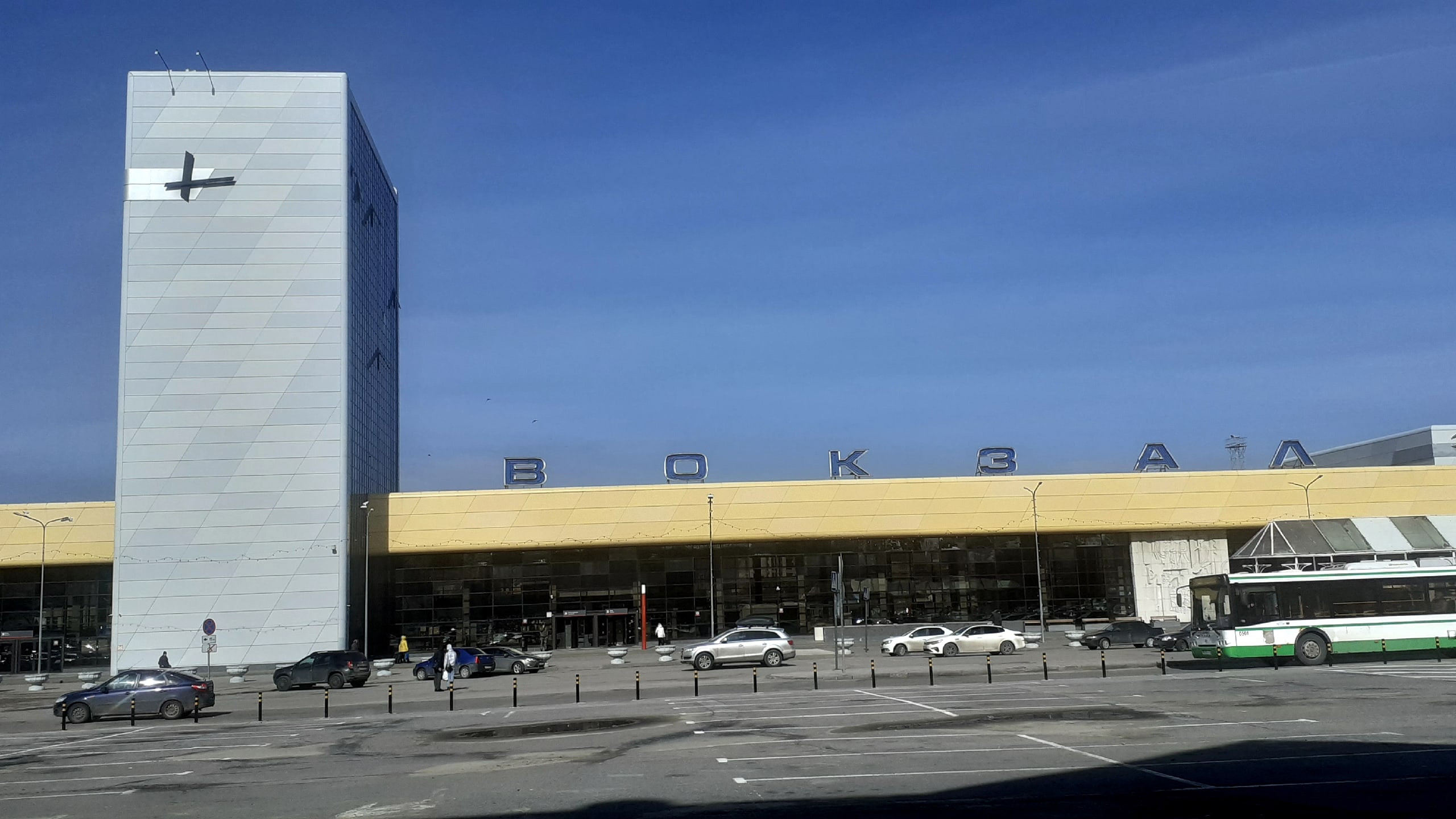 В Пензе с Привокзальной площади уберут ларьки в стиле 90-ых