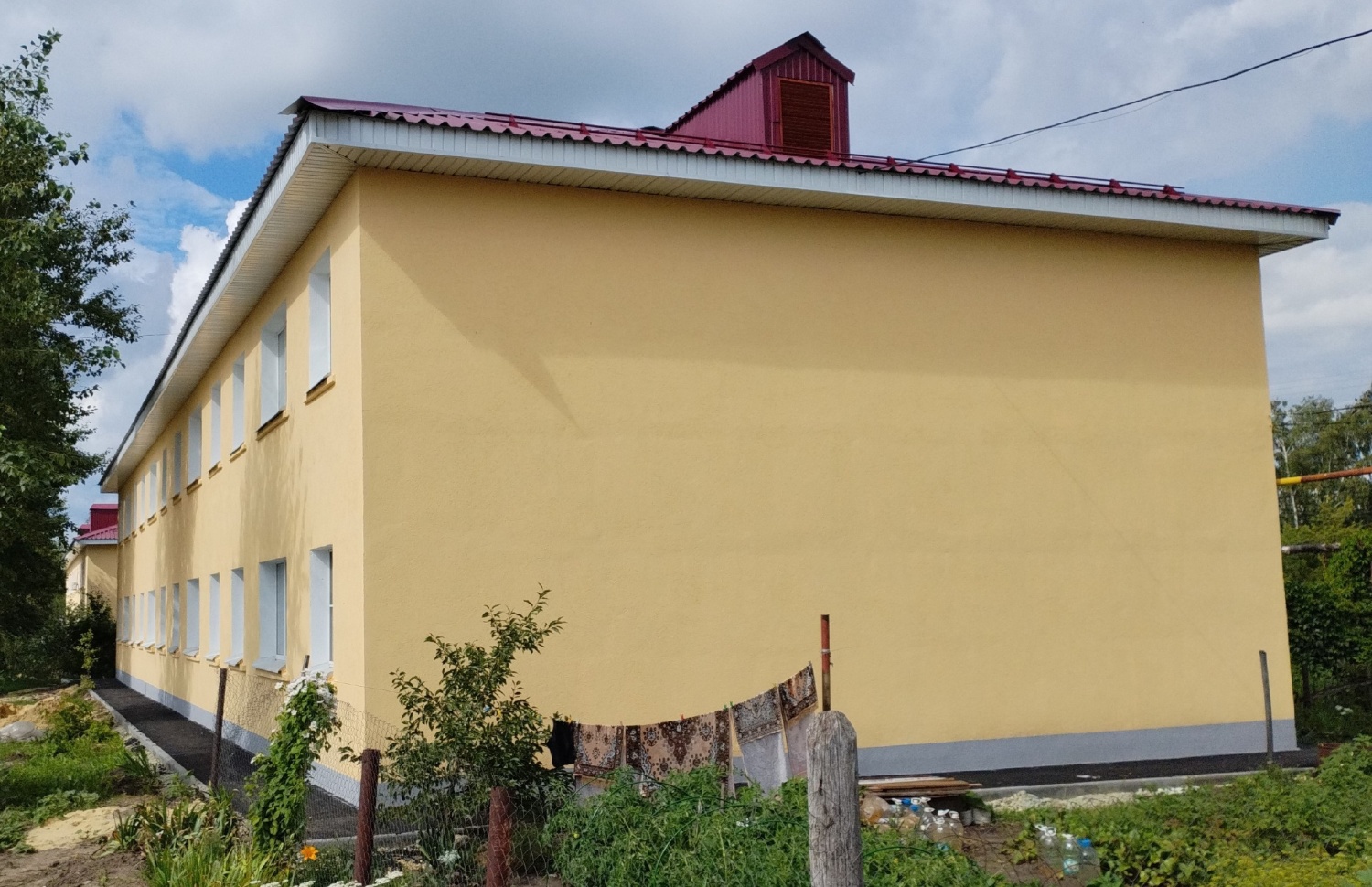 В Каменке дом на Дзержинского, 19 получил новую жизнь