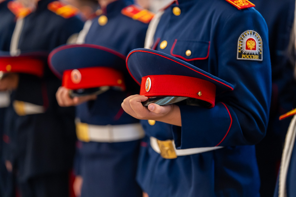 В Пензе молодые казаки и кадеты приняли присягу в Спасском соборе