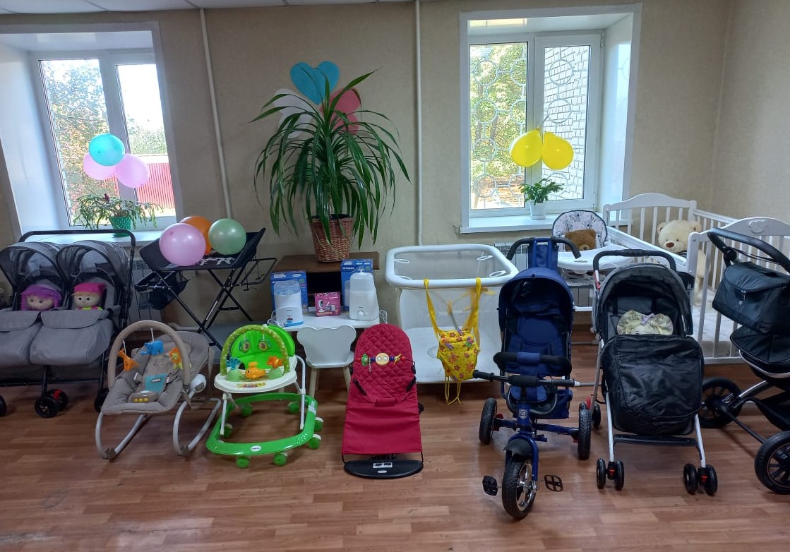 Коляску или кроватку теперь можно взять напрокат в Кузнецке