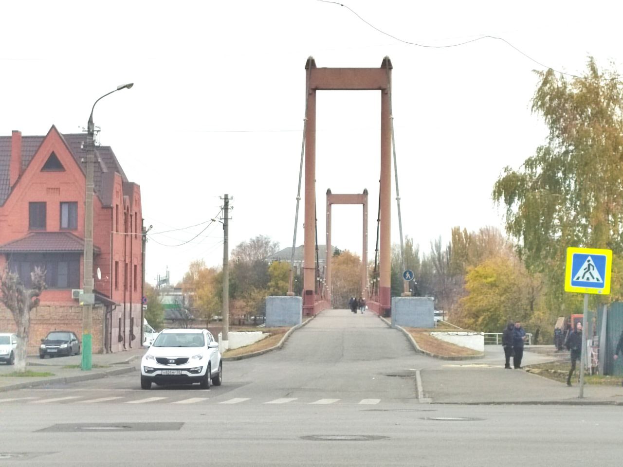 Пензенский Мост Дружбы приобрел ржавый цвет