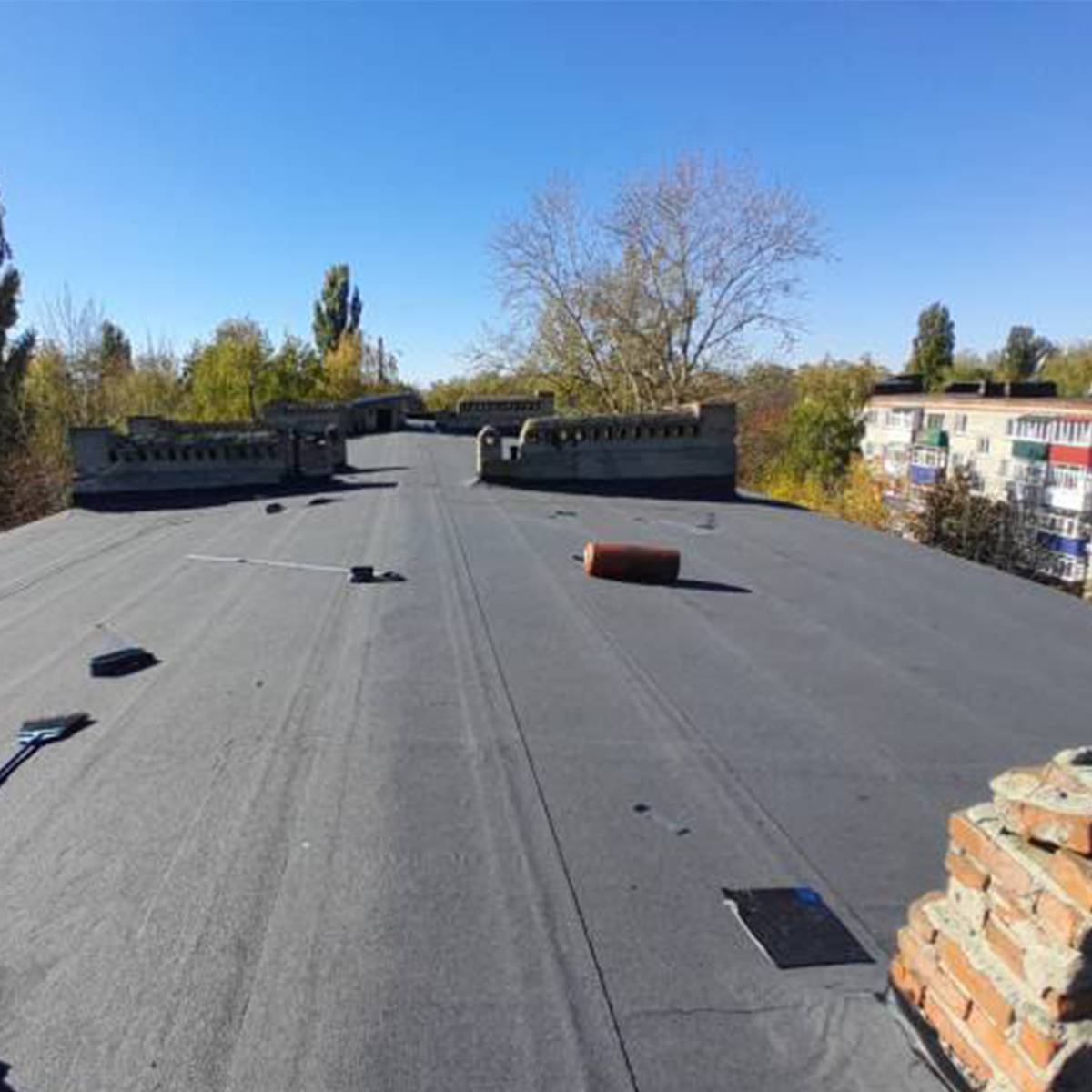 В Сердобске завершается капитальный ремонт крыши дома № 4 по улице Быкова