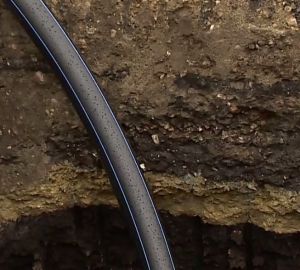 В микрорайоне Совхоз Победа работы по замене водопровода выполнены на 70%