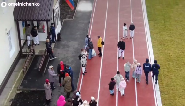 В Сосновоборске после масштабной модернизации открылся стадион Труд