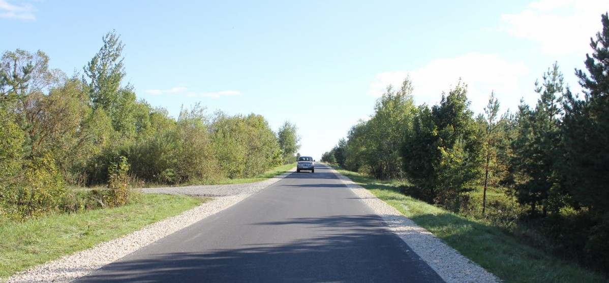 В Мокшанском районе завершен ремонт участка дороги, ведущей к птицефабрикам