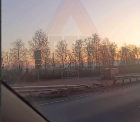 27 октября под Каменкой бензовоз улетел в кювет