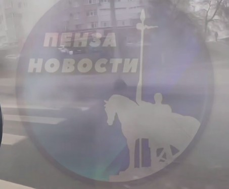 Улица Пушкина в Пензе затоплена кипятком, движение затруднено