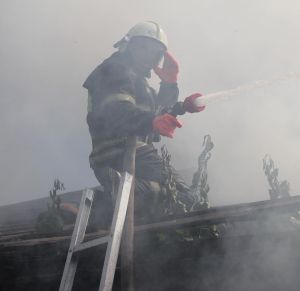 В Мокшане на Бутырке полностью сгорела баня