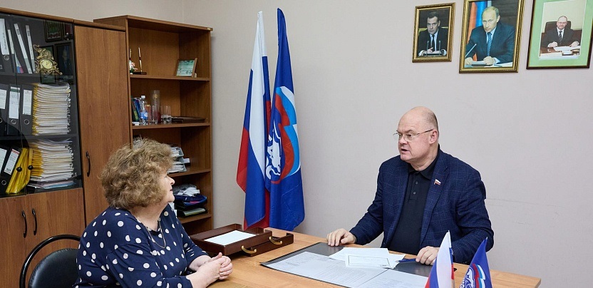 Жители Пензы обратились к Вадиму Супикову с вопросами по ЖКХ и соцподдержке