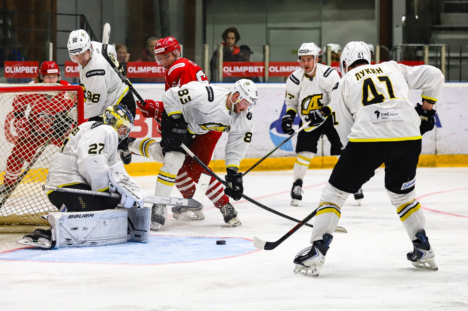 Пензенский Дизель одержал волевую победу над Рубином со счетом 6:3