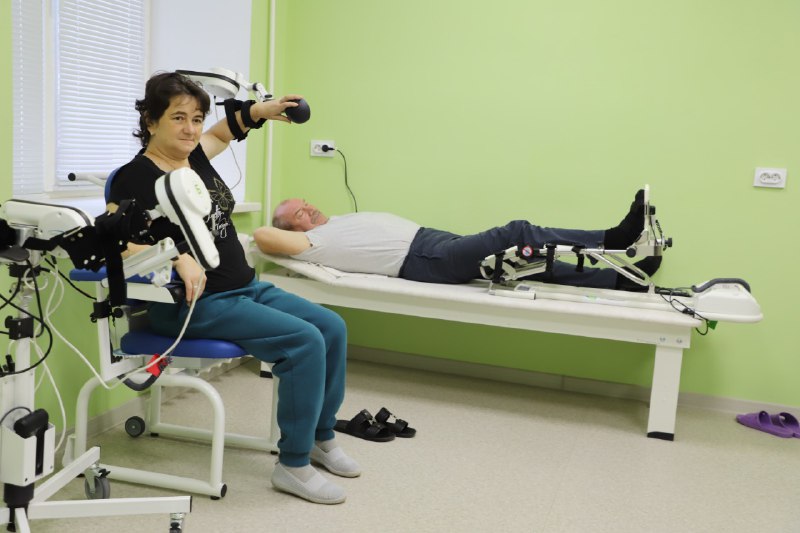 Вячеслав Космачев оценил новое оборудование для реабилитации ветеранов