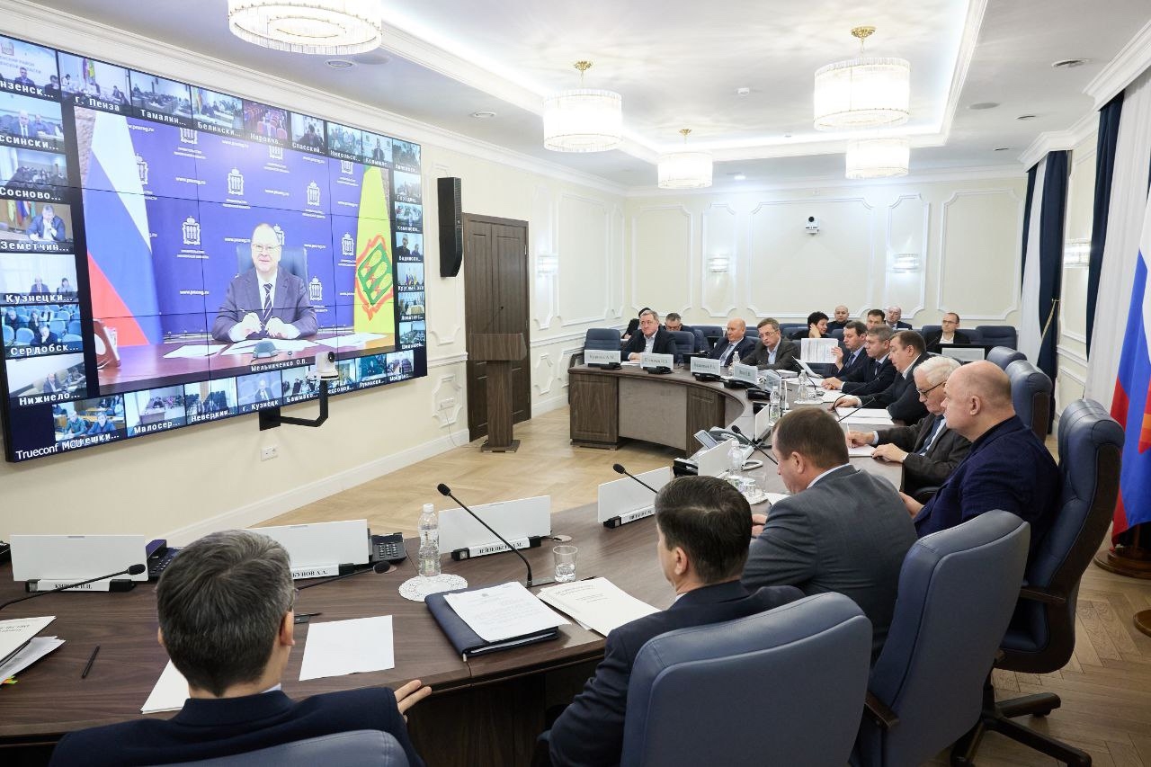 Олег Мельниченко отметил высокий уровень готовности муниципалитетов к зиме