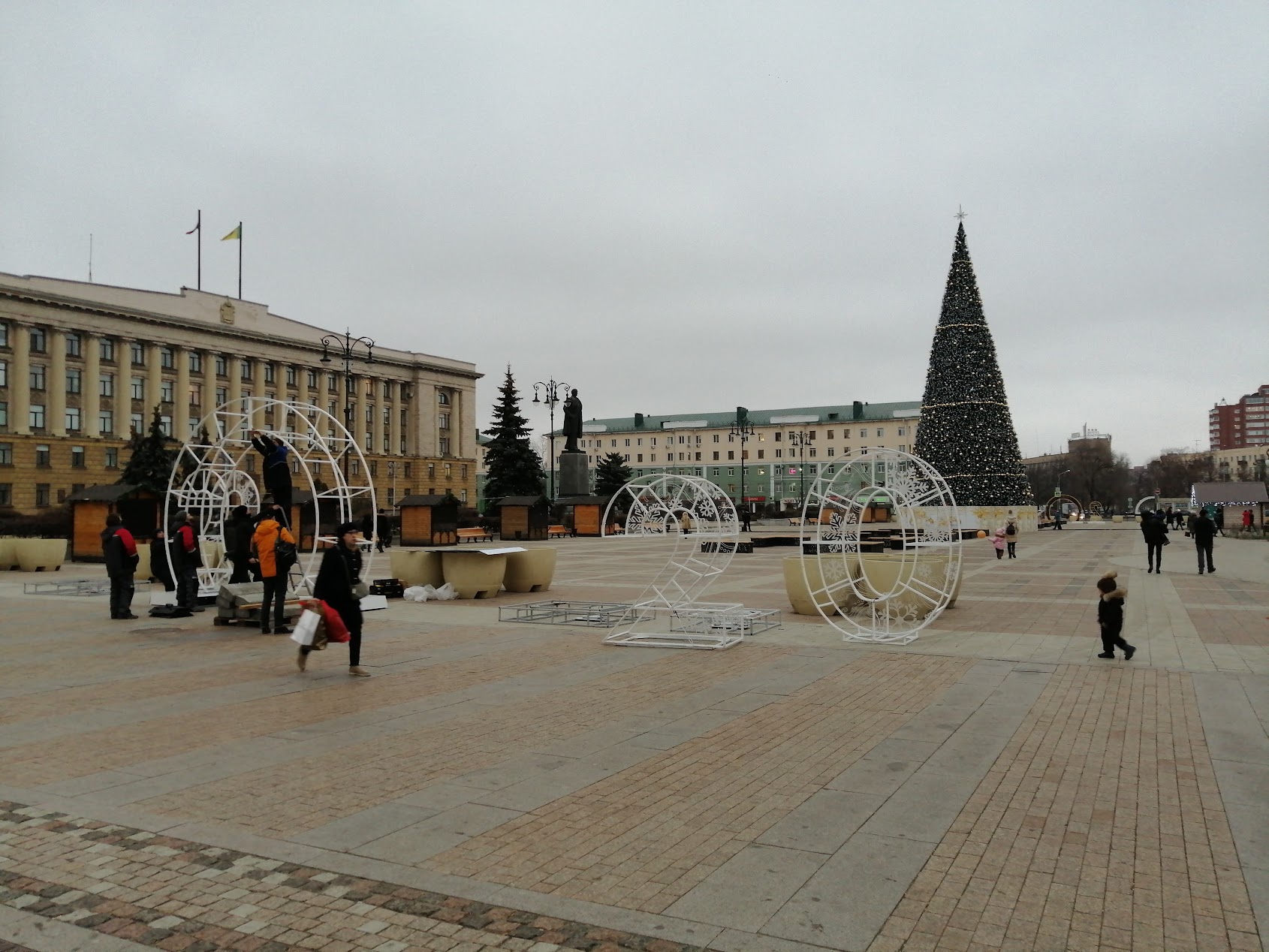 Пензенцам могут дать до 2000 рублей и списать пени за оплату ЖКУ к Новому году