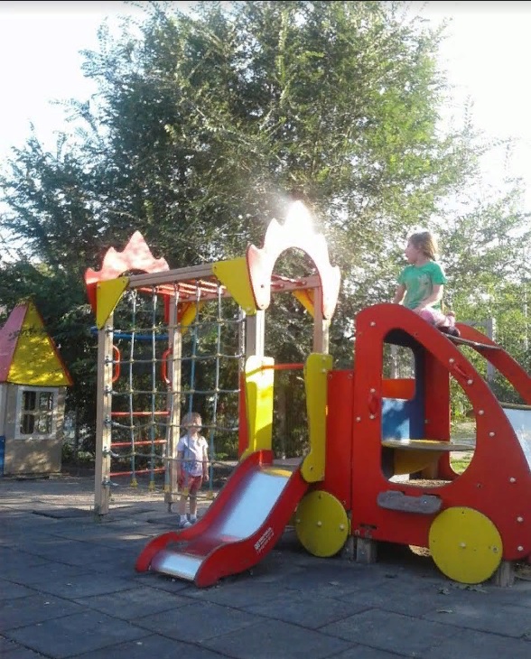 Стало известно, почему с пензенских дворов исчезают качели и горки