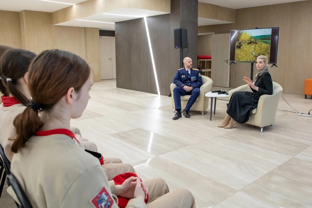 Финалист Героев Пенzенского края Валерий Запальский изучает учреждения региона