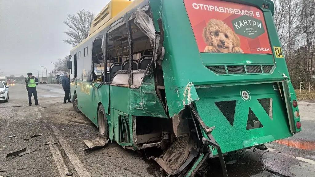 В Пензе возбуждено уголовное дело по факту ДТП с пассажирским автобусом