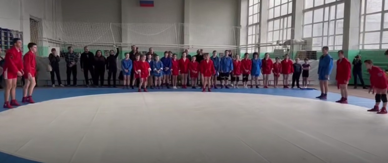 Обновленная спортшкола и новая секция самбо открыты в Пологах