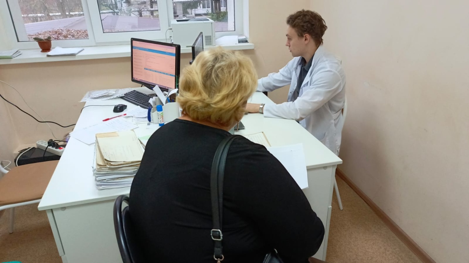 В Башмаковской РБ к работе приступил новый эндокринолог