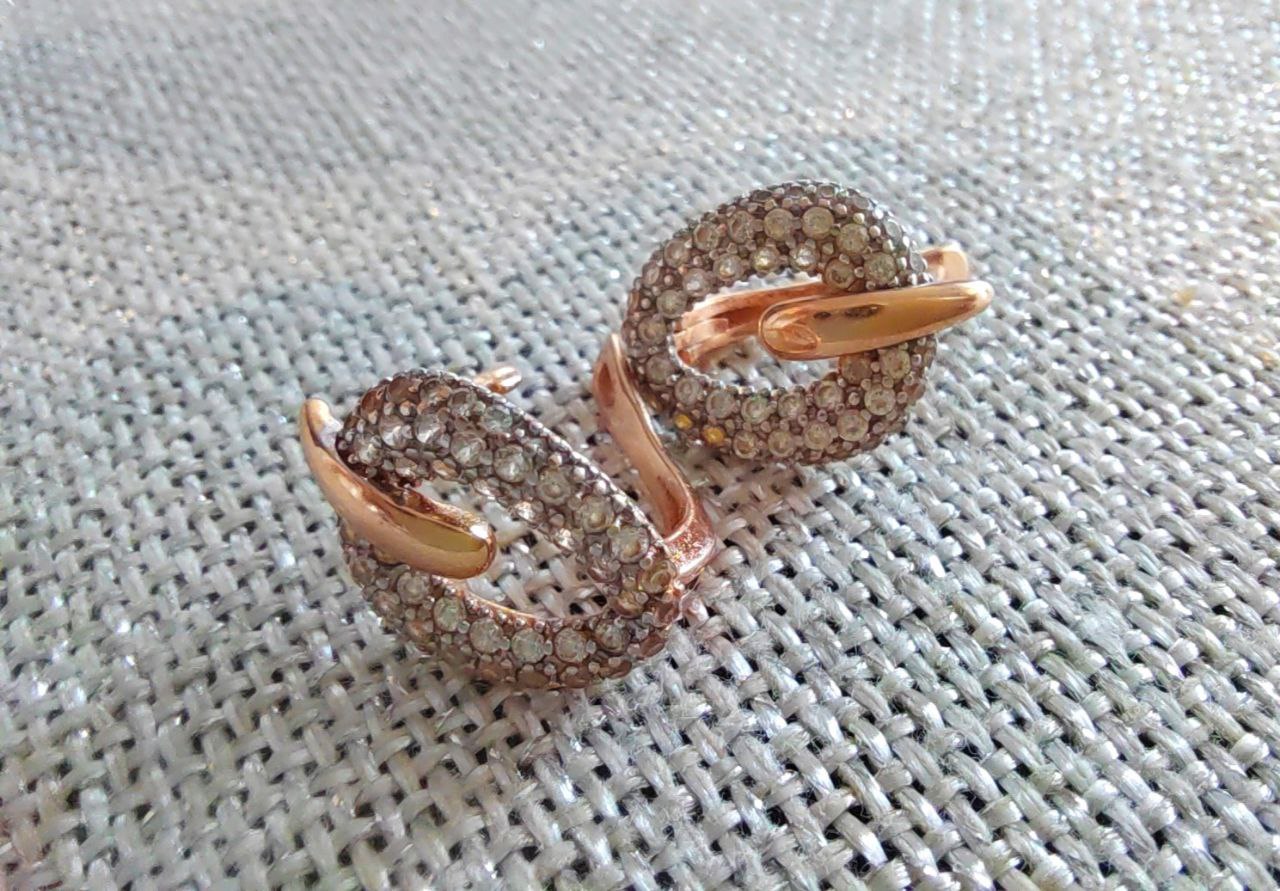 Молодой парень украл золотые серьги своей любимой