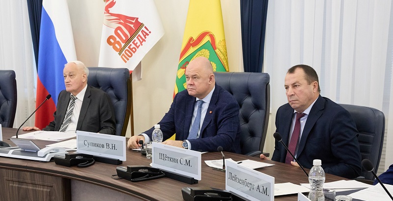 Вадим Супиков принял участие в обсуждении противопожарных мер и патриотического воспитания