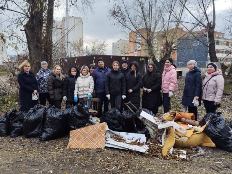 Масштабная уборка прошла на улицах Пензы