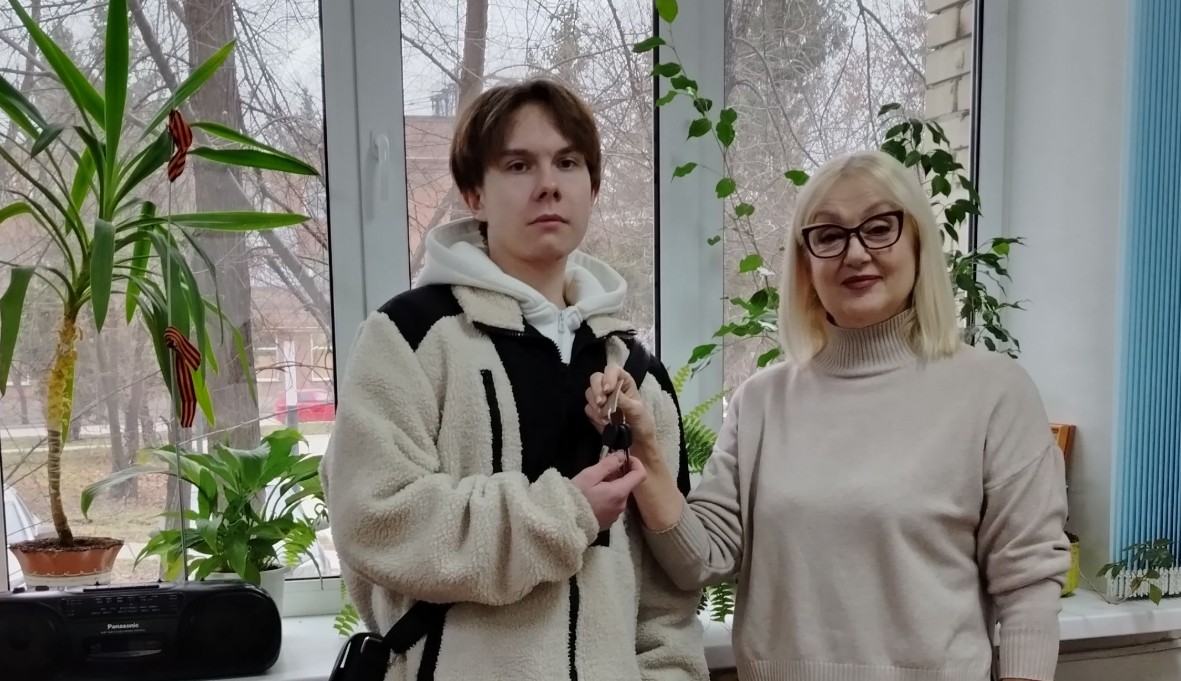 В Кузнецке 14 детей-сирот получили ключи от новых квартир