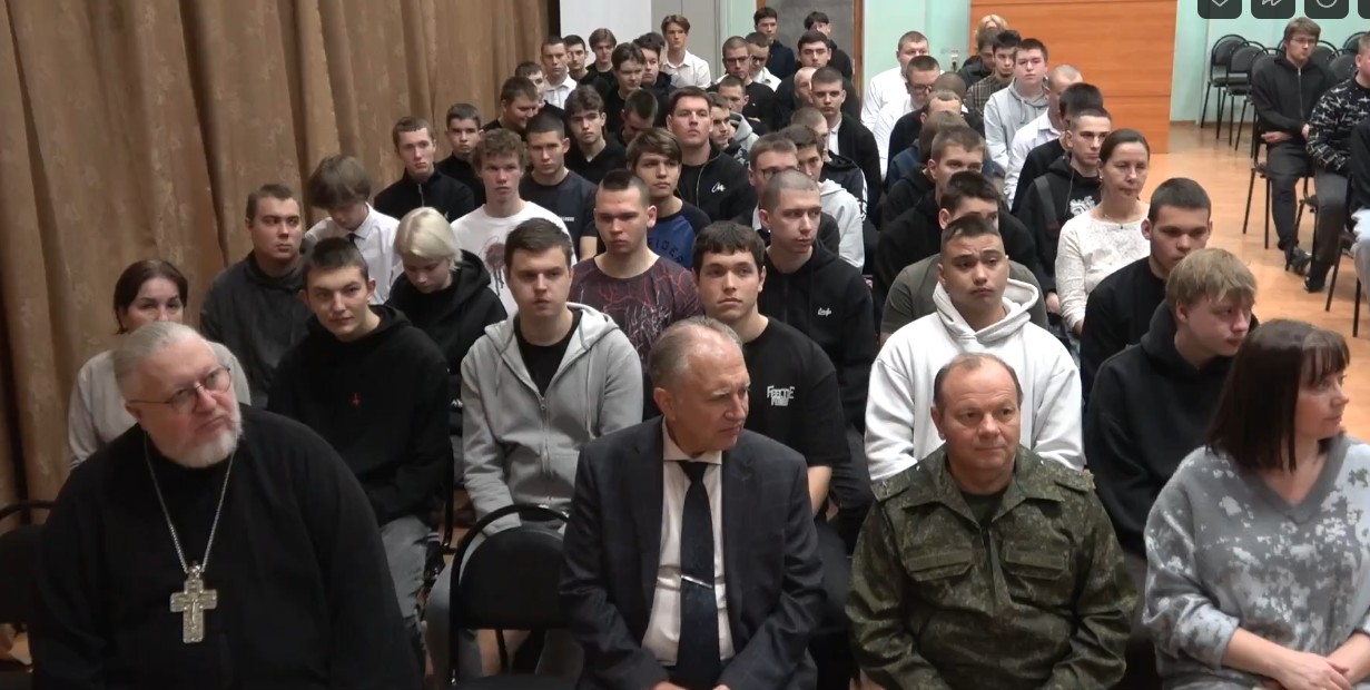 Кузнецкие призывники отправятся служить в элитные части и защищать границы