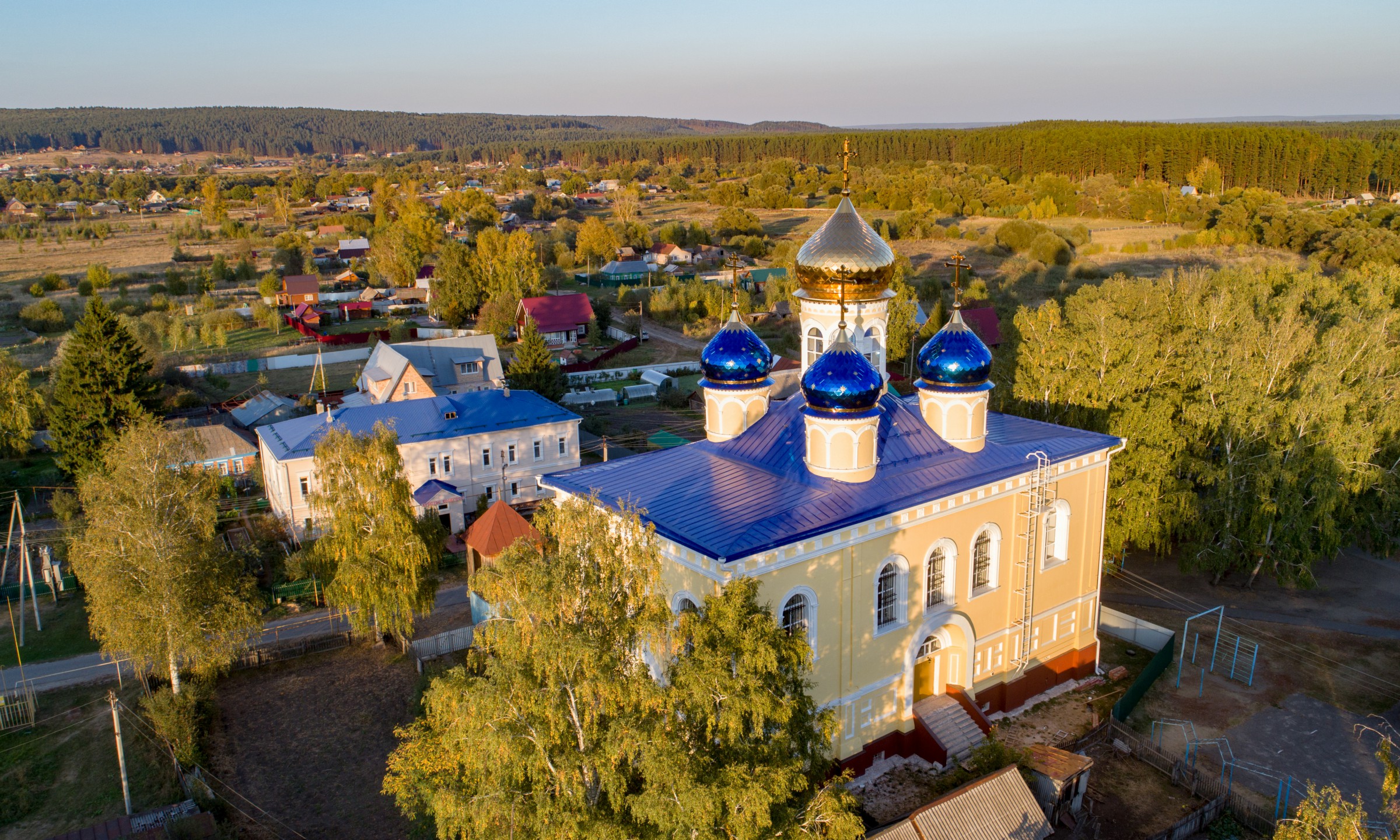 Древняя икона Божьей Матери в Лунинском районе помогает верующим