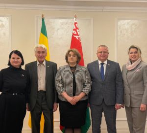 Сергей Мельников провел встречу с лидерами женского движения Пензы и Беларуси