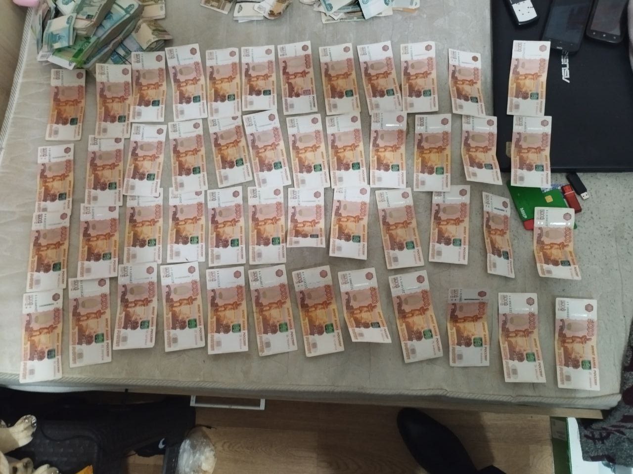 В Пензе четверо жителей пошли под суд за азартные игры в гаражах и кафе