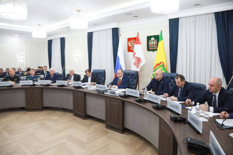 Губернатор Олег Мельниченко будет дежурить в новогоднюю ночь