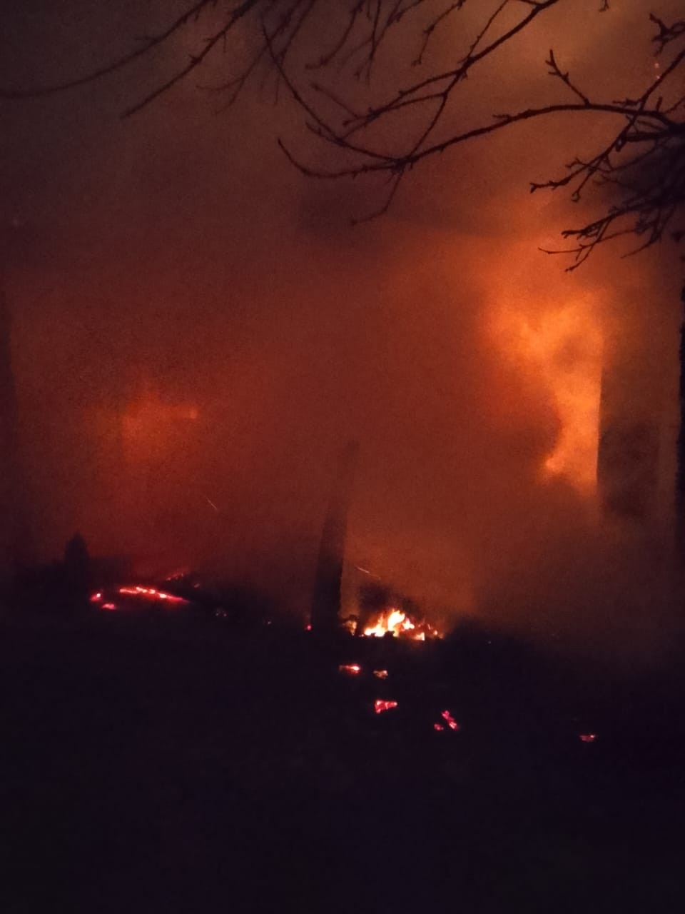 В Городищенском районе сгорела баня, обошлось без пострадавших