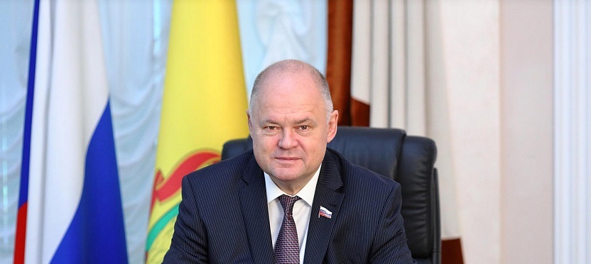 Вадим Супиков поздравил энергетиков региона с профессиональным праздником