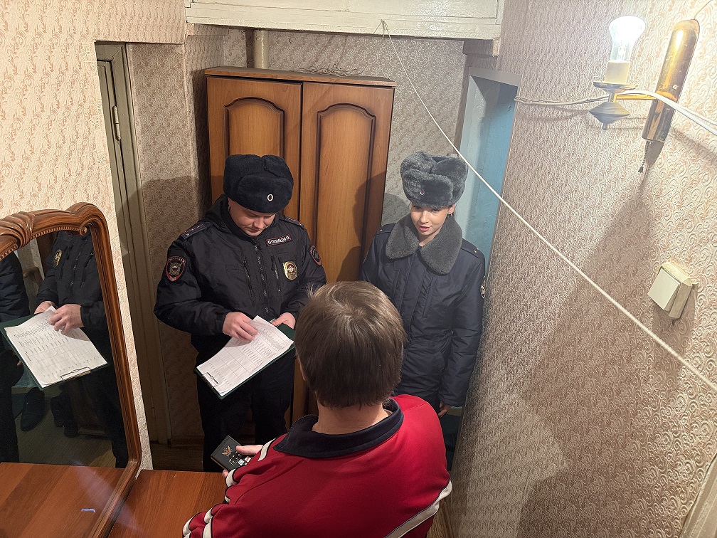 В Пензе проверили как живут 12 условно осужденных подростков