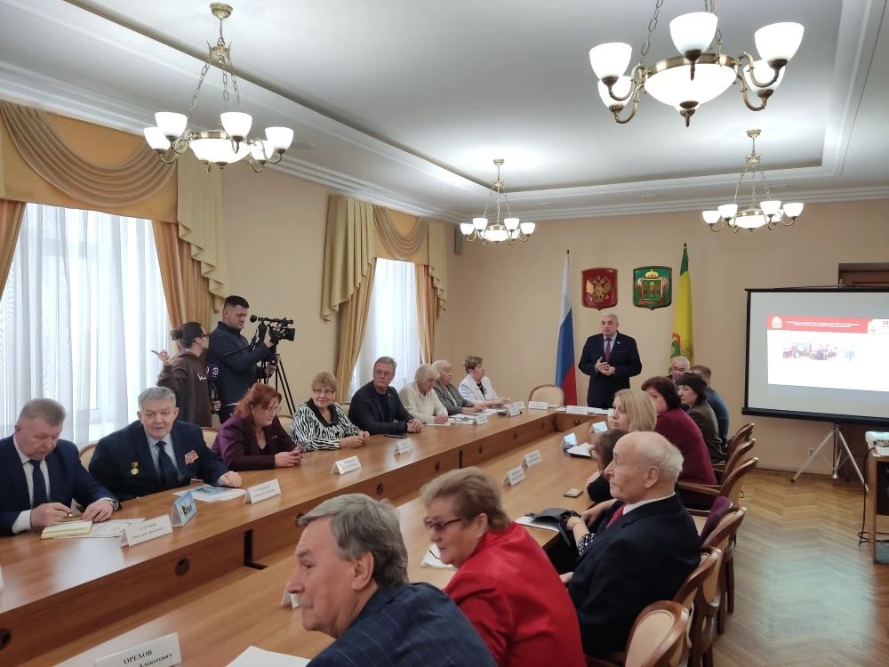 Пензенские активисты ветеранского движения отмечены региональными наградами