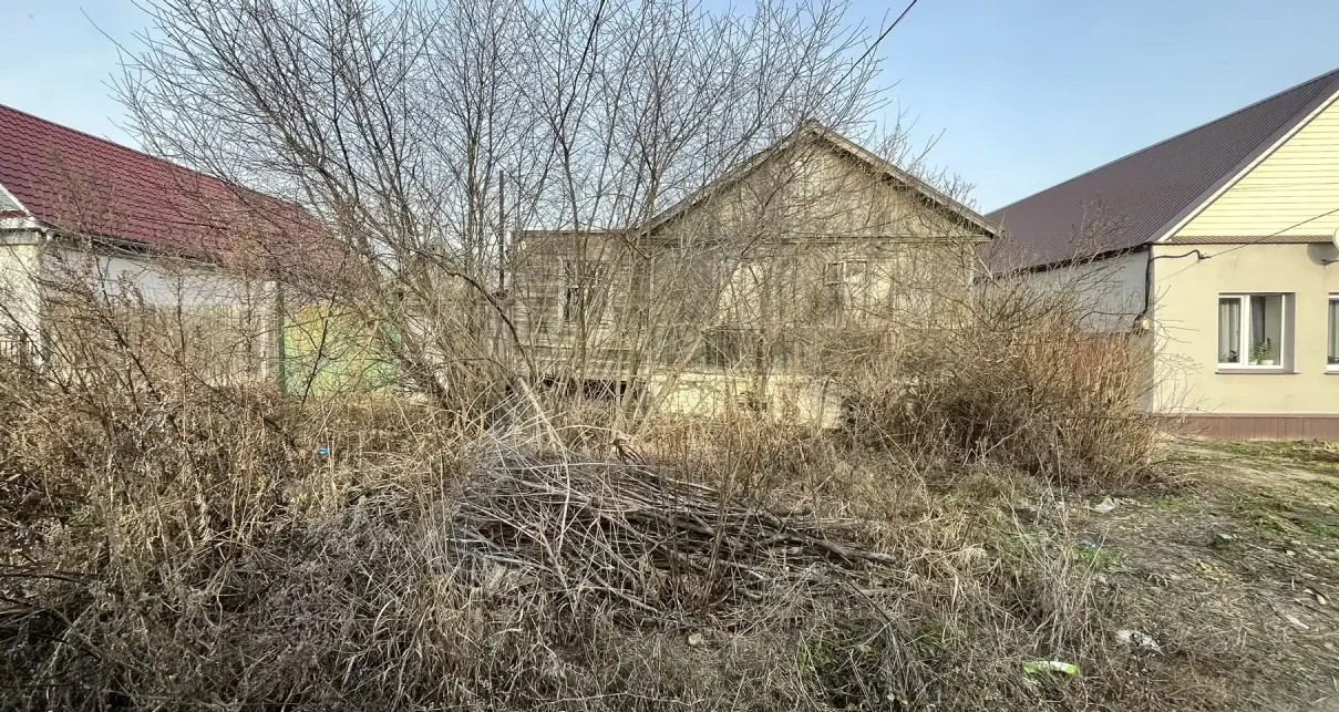 В Кузнецке трое владельцев домов ответят рублем за мусор на участке