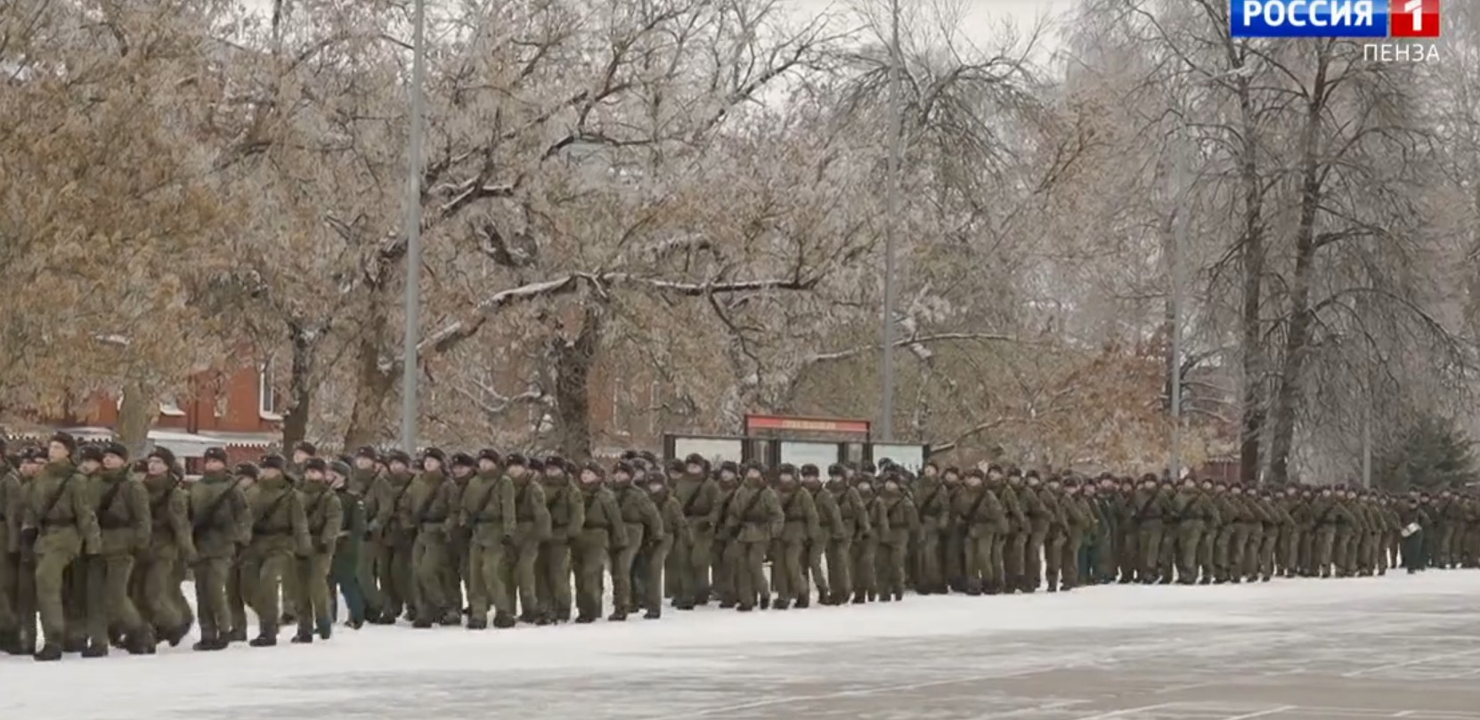 В Пензенском артиллерийском институте приняли присягу почти 300 новобранцев