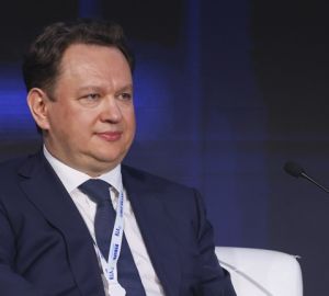 Пензенцам представили пьесу про безумные качели рубля и пакт ЦБ с властями