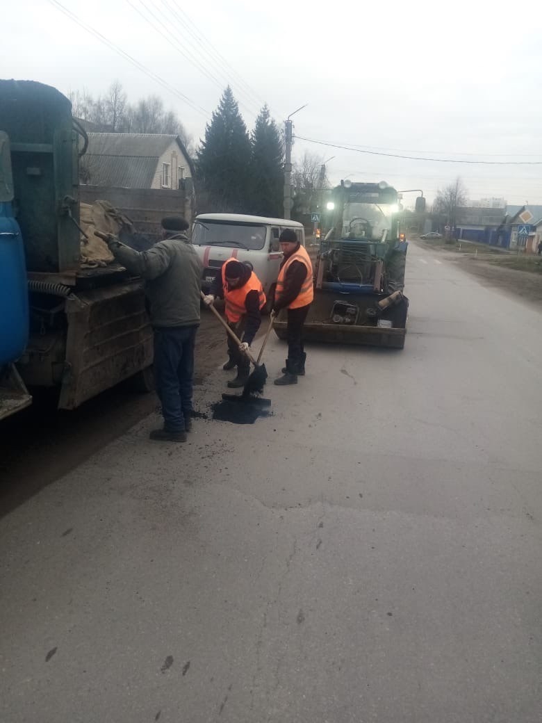 В Кузнецке провели ямочный ремонт на двух дорогах