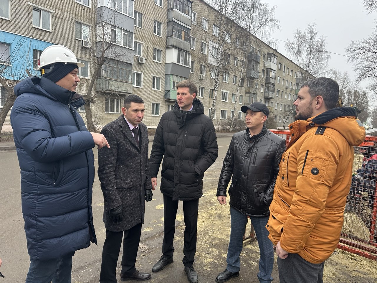 Борис Панин проконтролировал завершение реконструкции водоснабжения в Гидрострое