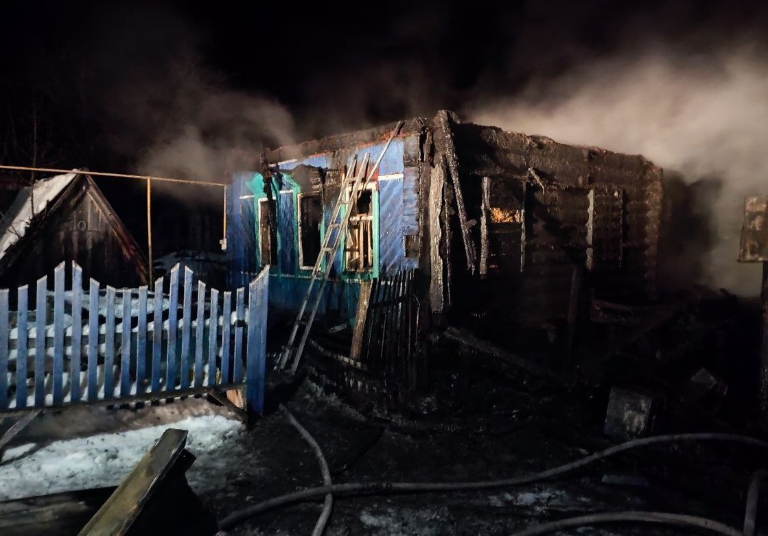 В Лопатинском и Кузнецком районах два человека погибли в пожарах