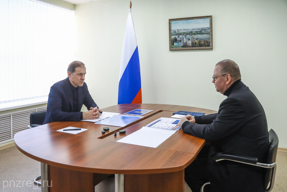 О чем говорили Денис Мантуров и Олег Мельниченко в Пензенской области