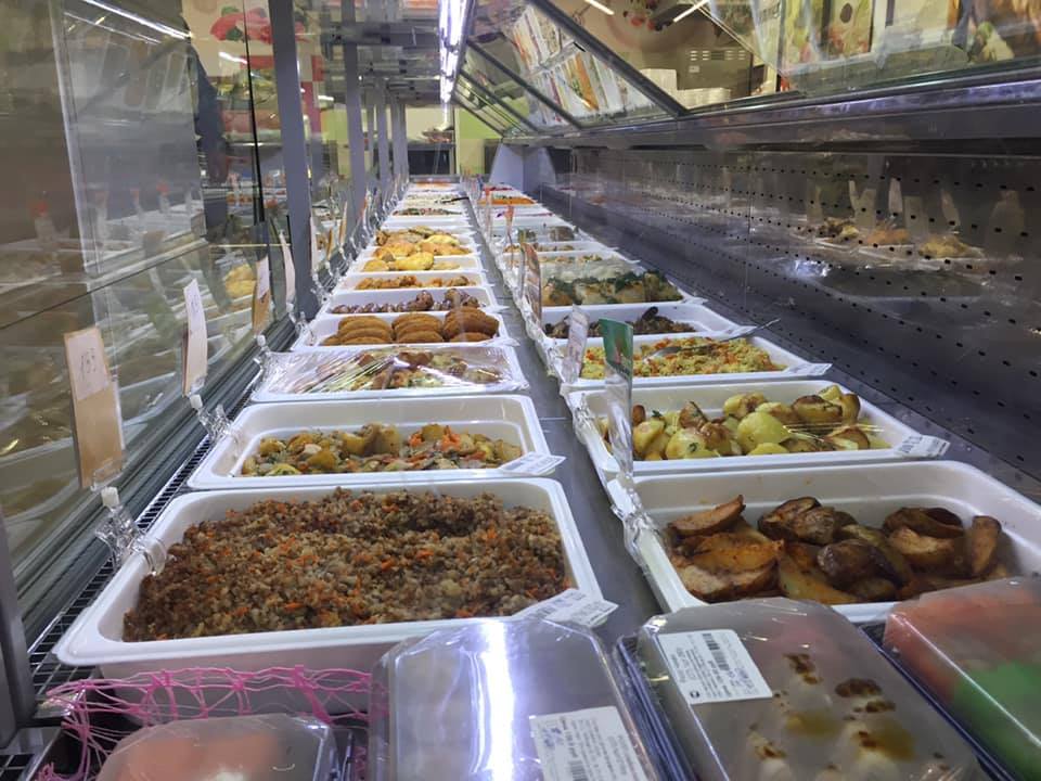 «Караван» и «Скидкино» примут на работу продавца в ночную смену