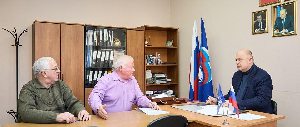 Вадим Супиков обсудил с жителями Пензы проблемы ЖКХ, медицины и транспорта