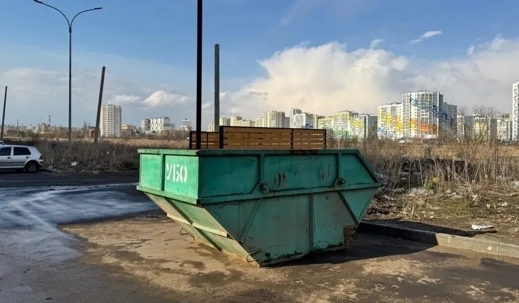 В Пачелме с конца года не могут вывезти мусор из-за нечищеных дорог